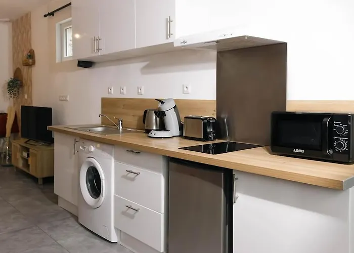 Апартаменты T2 Idealement Situe * Hyper Centre/canal *